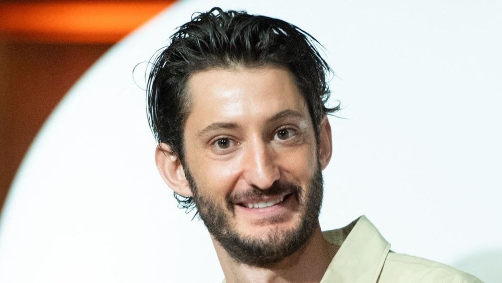 Pierre Niney (36 ans) dans un film olé-olé, détail sur "ce joli projet"