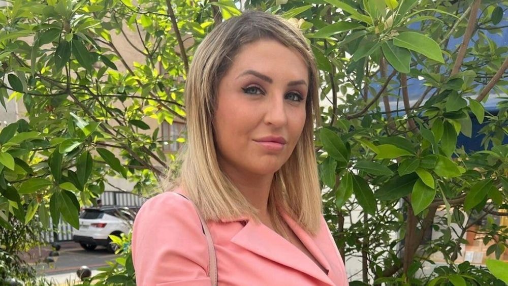 Amandine Pellisard enceinte de son dixième enfant, elle prend une lourde décision