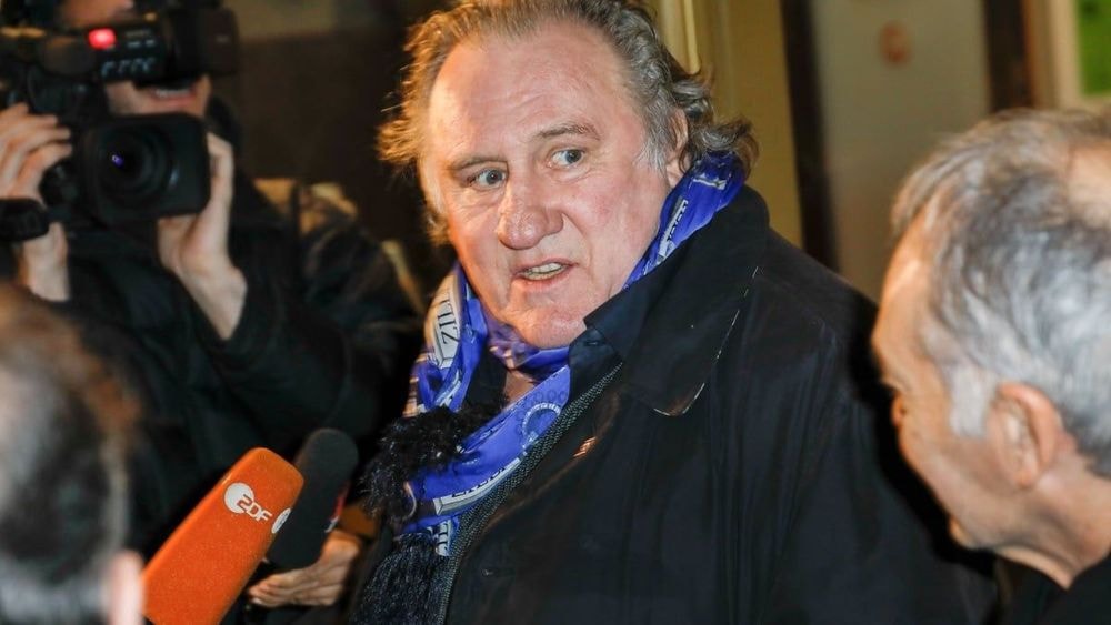 Gérard Depardieu (76 ans) "juste un peu emmerdeur" : son aveu inattendu