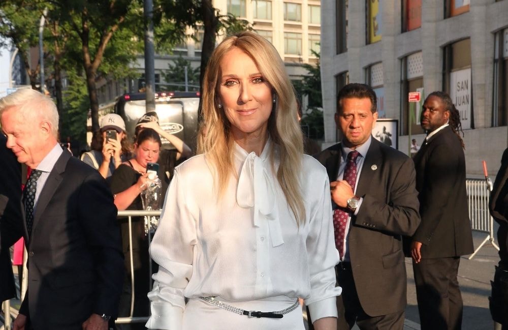 Céline Dion : elle ne quitte plus cette jupe très estivale