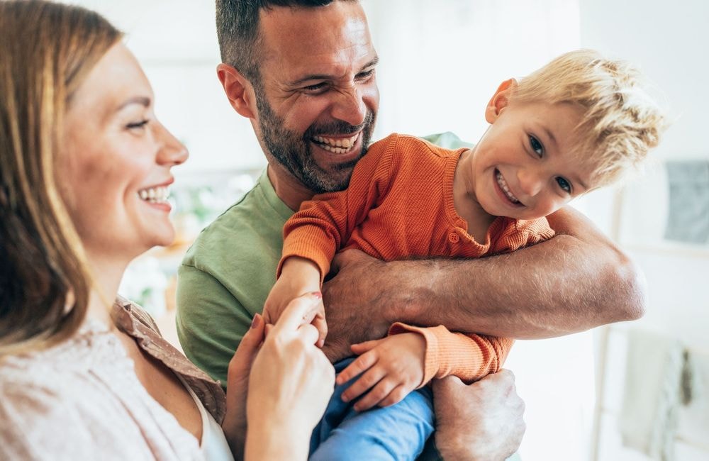 Trouble du neurodéveloppement : que contient ce guide de l'État destiné aux parents ?