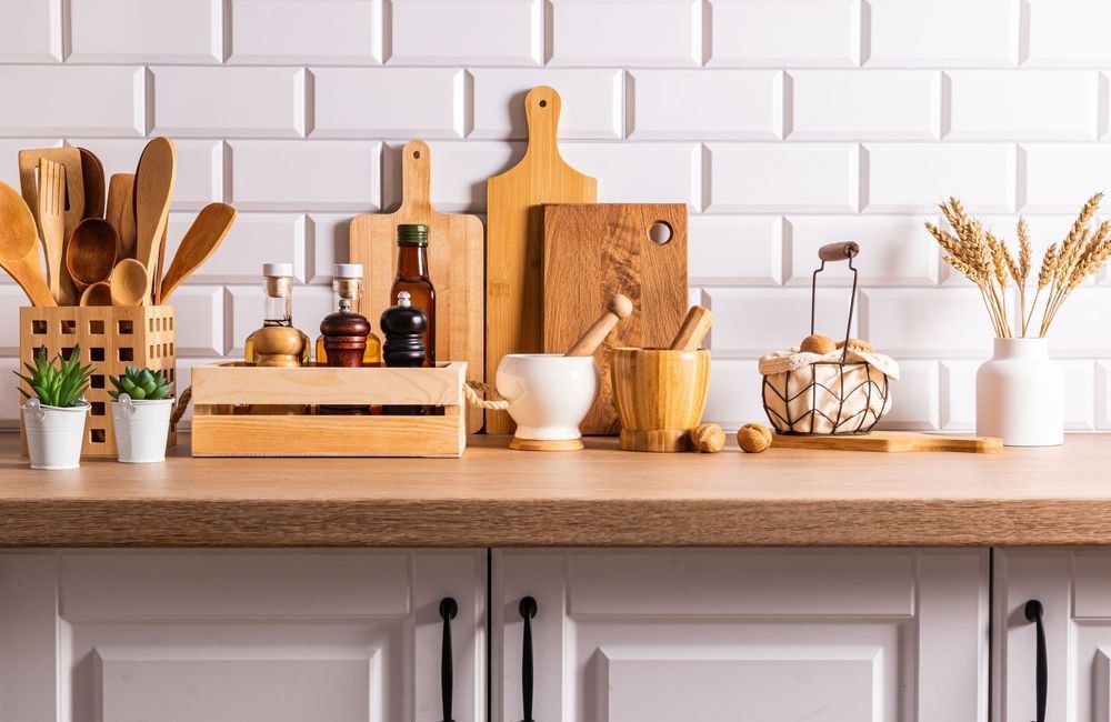 En cuisine : 5 gestes à faire absolument avant les vacances pour éviter les mauvaises surprises