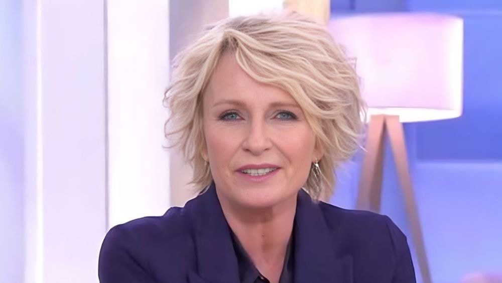 A 61 ans, Sophie Davant surprend au sujet des femmes : "Physiquement, elles sont plus…"