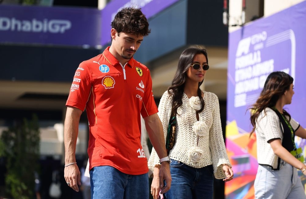 Alexandra et Charles Leclerc, mariés : le couple dévoile son union civile en images