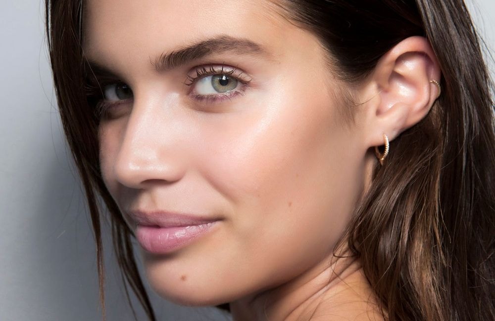Cette astuce make-up permet de lifter le visage et de donner un coup de jeune immédiat