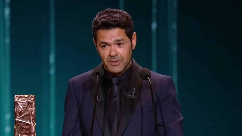 Jamel Debbouze : deux ans plus tard, cette célèbre actrice n’a toujours pas digéré une de ses blagues faite lors des Césars 2023 !