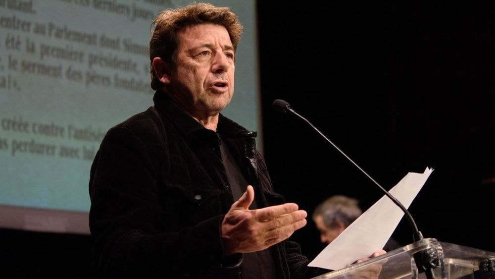La lettre "extrêmement violente" de Patrick Bruel : comment Oscar a sauvé son père d’un scandale