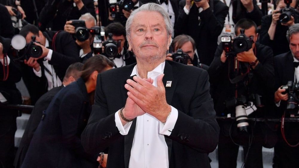 Alain Delon : "Les baffes et les coups...", ce lourd secret familial fraîchement révélé