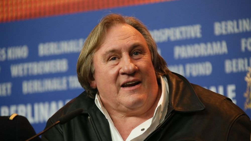 Gérard Depardieu : jugé pour viol ? Sa victime réagit "Ça me donne de l'espoir"