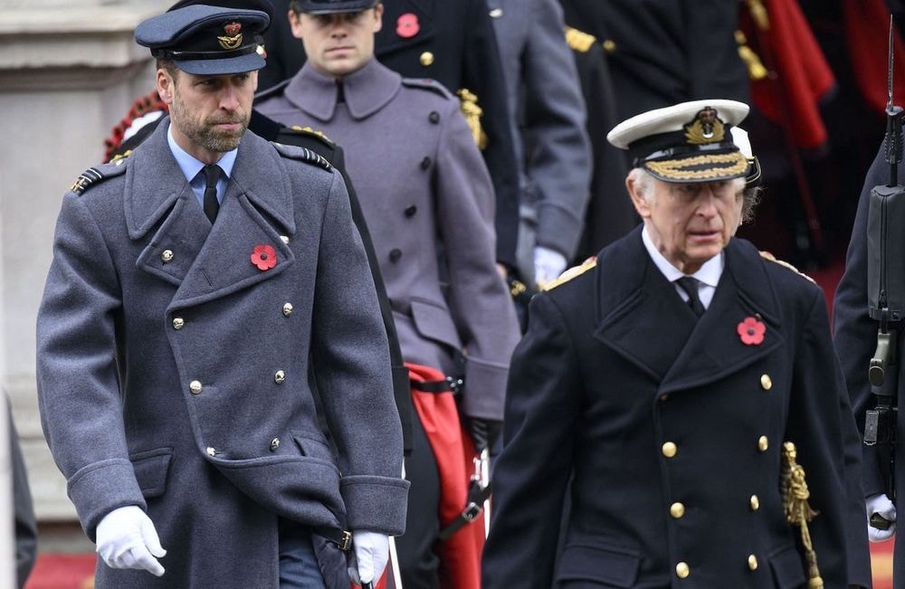 Charles III et William vivement critiqués : la famille royale accusée d’« arnaquer le public »