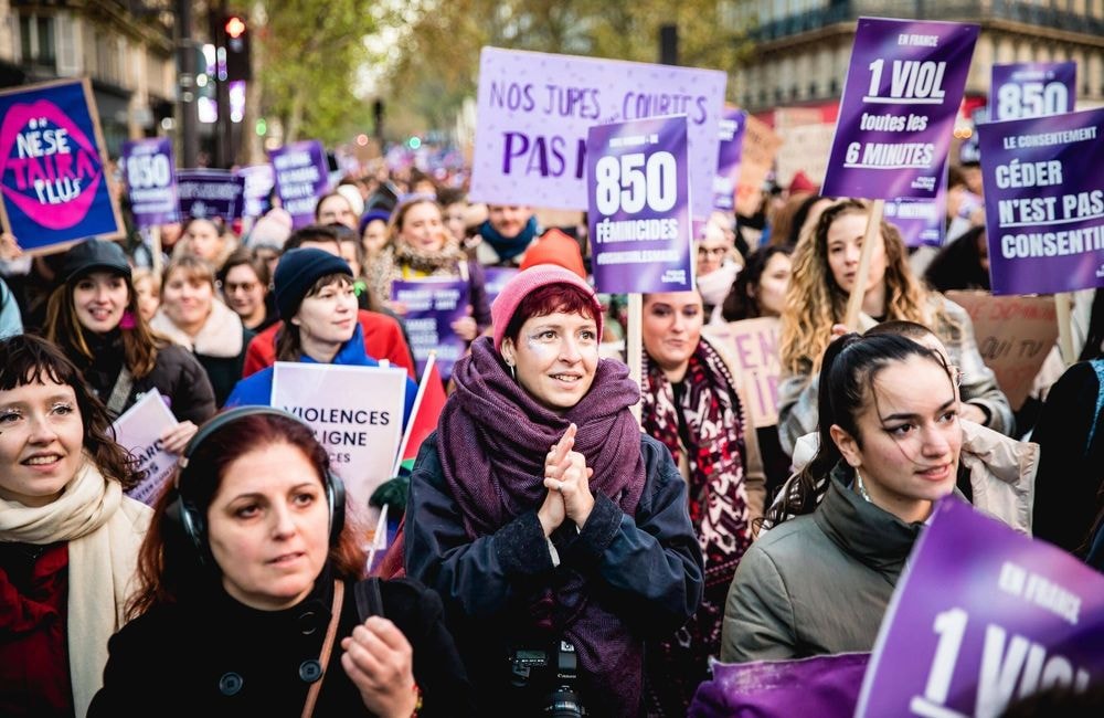 5 questions à Mariam Sissoko sur les manifestations féministes de dimanche contre l’extrême droite