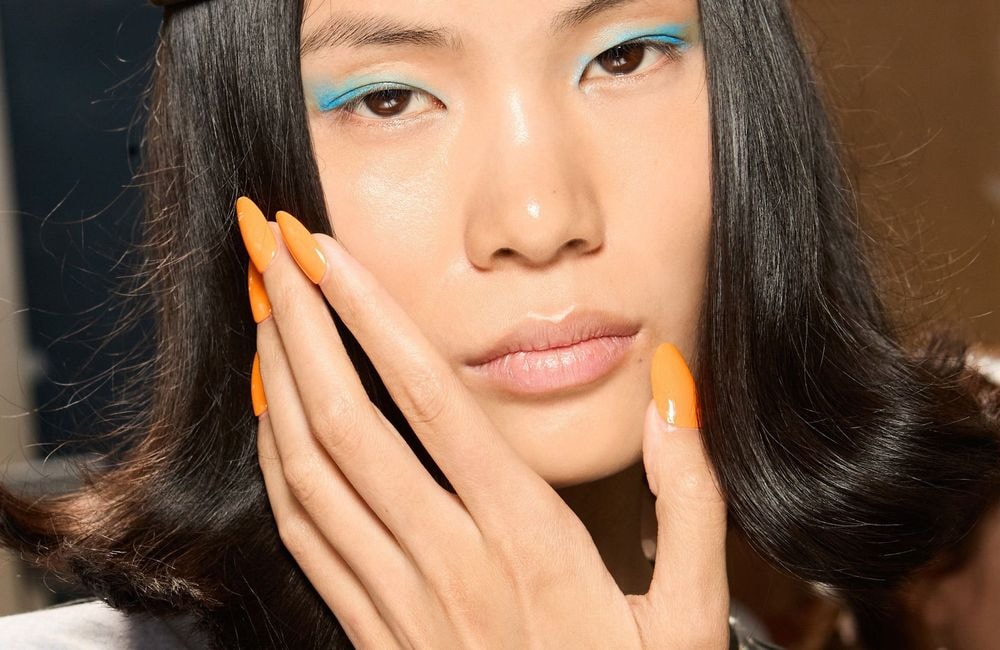 Manucure : cette tendance make-up arrive aussi sur nos ongles