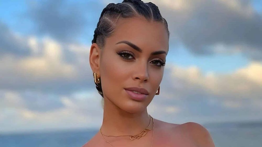 "My boyfriend" : Mélanie Da Cruz officialise avec son nouveau chéri et c'est surprenant, regardez !