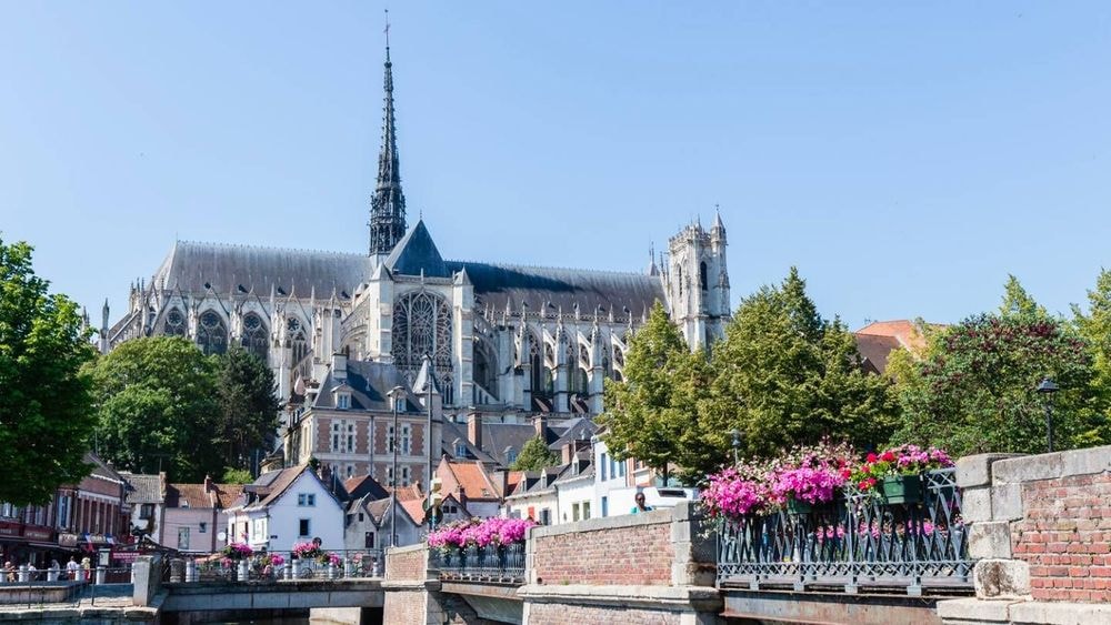 Immobilier à Amiens : hausse modérée des appartements, baisse des maisons en février 2026