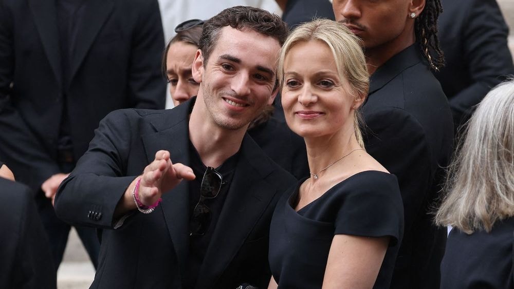 “Je les savais en sursis” : Les confidences de Gaston, le fils de Thierry Ardisson, sur le décès de ses parents
