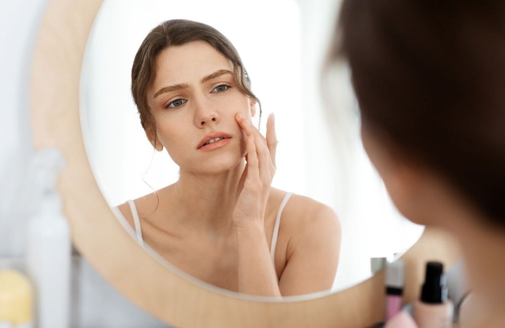 Perte de poids : quel est cet effet inattendu qui peut toucher le contour des yeux ?