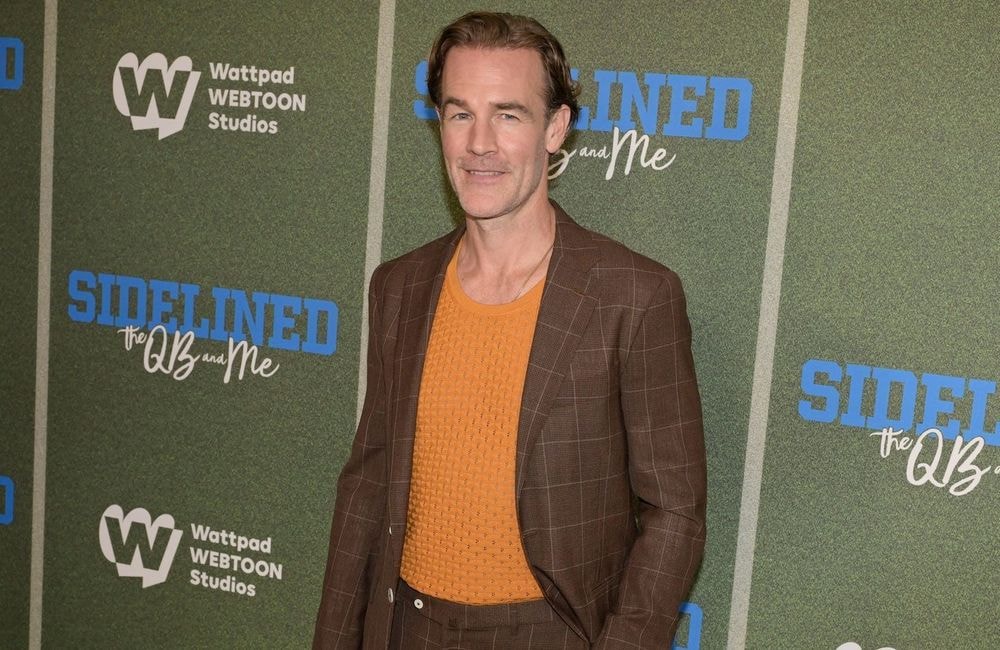 « J’ai pris contact avec eux récemment » : James Van Der Beek évoque son lien avec ses co-acteurs de « Dawson »