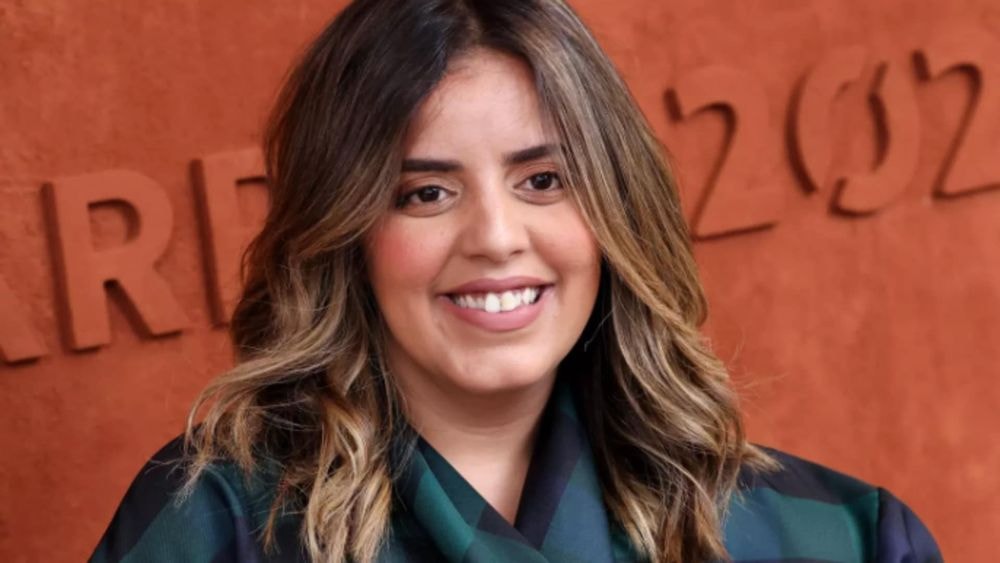 "J'ai dû faire des choix..." : Inès Reg de retour après des mois d'absence et ses dates annulées, elle s'explique !