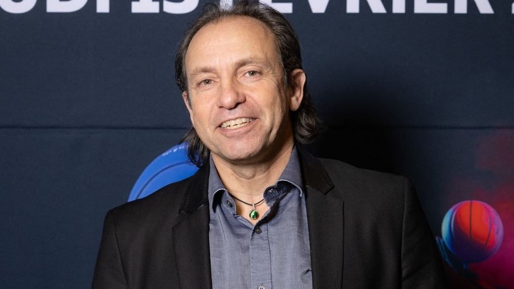 Philippe Candeloro révèle cette embrouille qu’il a eue avec Nelson Monfort : “ T’as pris le truc dans la gueule !”