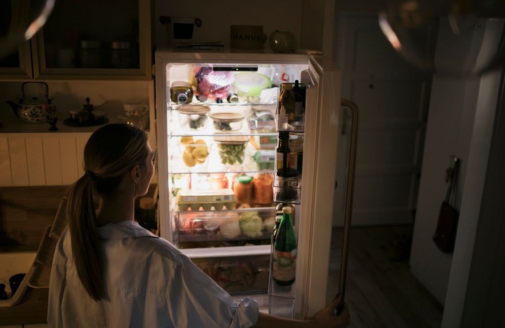 Voici la pire heure pour dîner (pour votre corps et votre humeur)