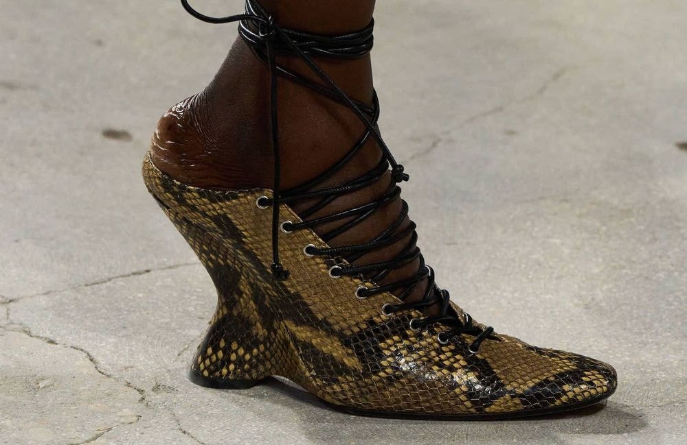 Ces tendances chaussures clivantes que l’on va adorer porter en 2025