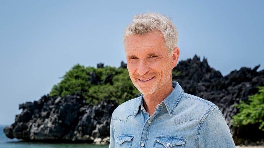 Denis Brogniart : l’animateur a subi une opération très délicate