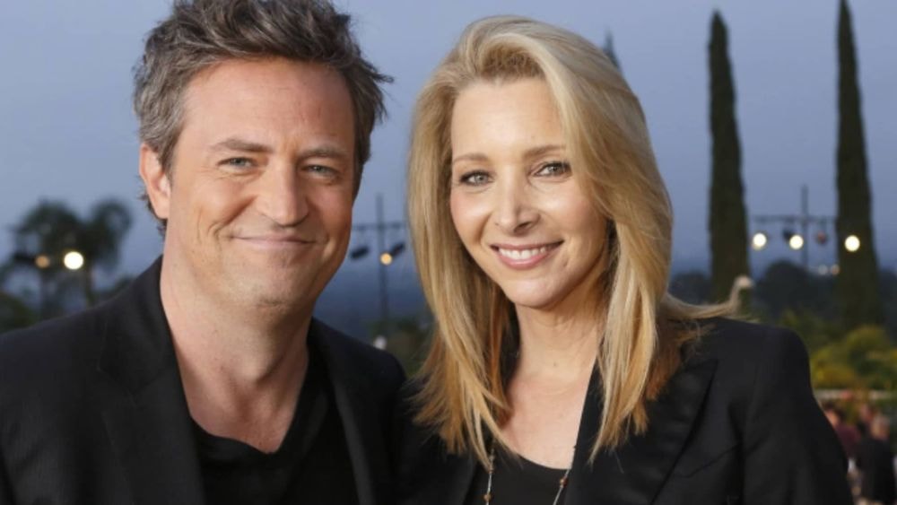 Matthew Perry : ce mot de l'acteur retrouvé par Lisa Kudrow (Phoebe) un an après sa disparition !