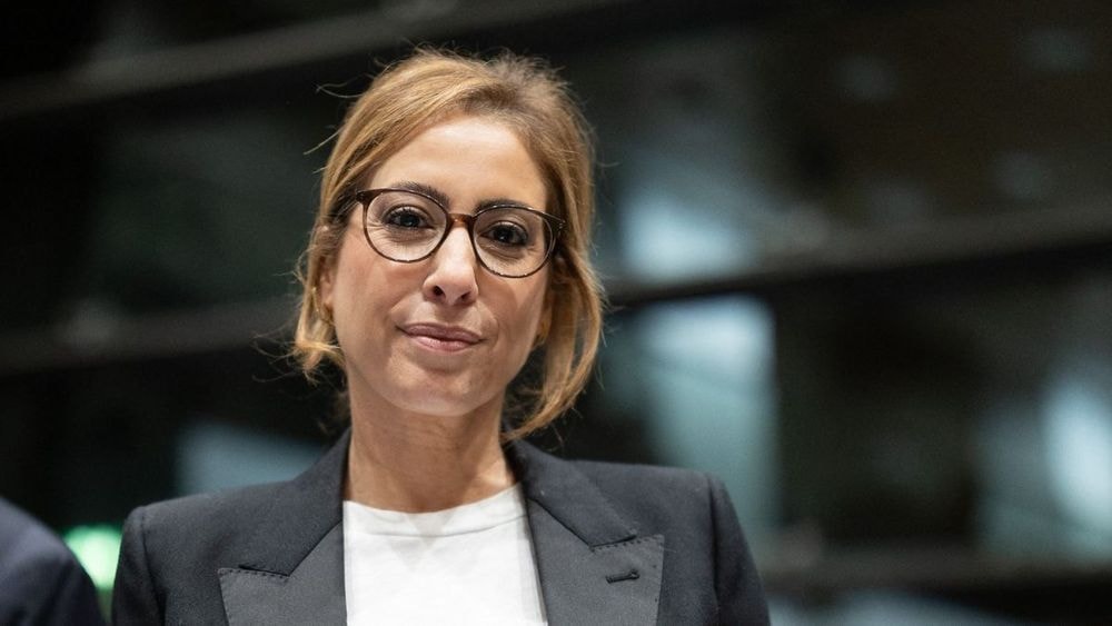 Léa Salamé, totalement bouleversée : ce sujet qui l'a fait fondre en larmes, "Je ne pensais pas que j’allais être cueillie comme ça"