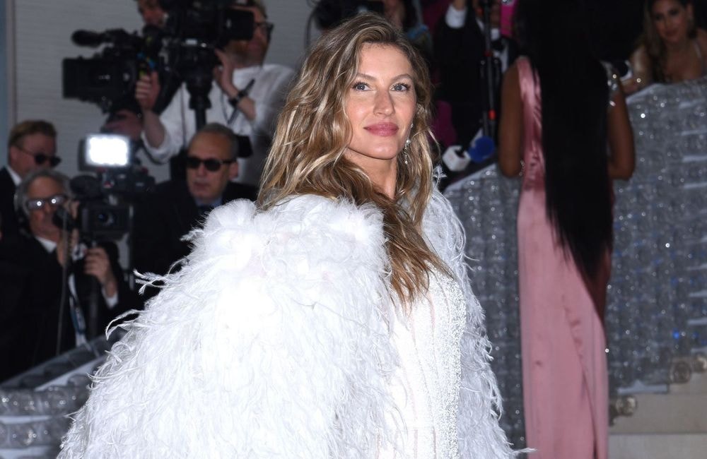 Gisèle Bündchen dévoile de nouveaux clichés avec son bébé en cette fin d’été