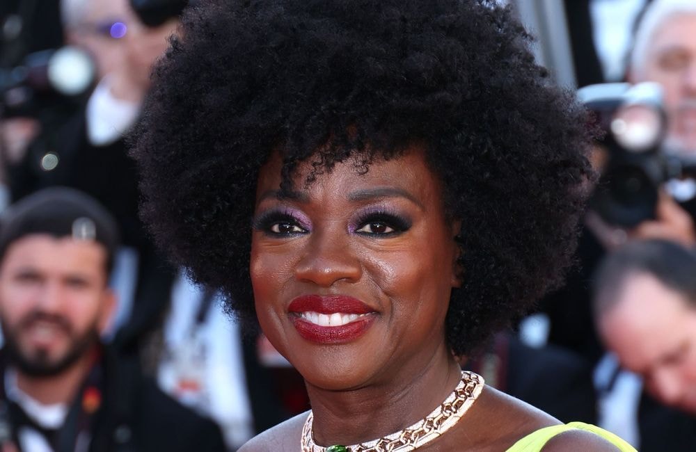 Transformation capillaire : Viola Davis coupe court et adopte une coloration de cheveux étonnante