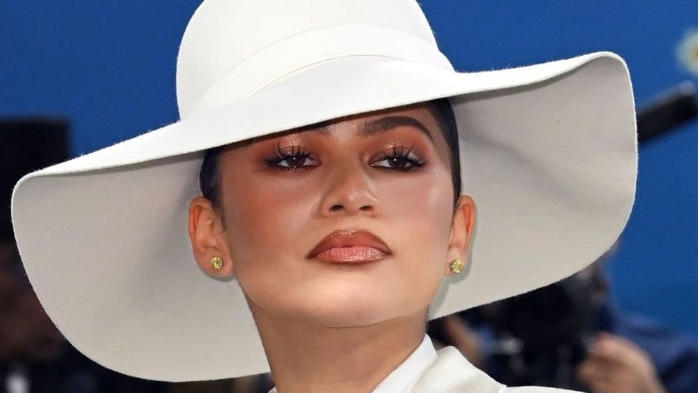 Zendaya étranglée en public : ce geste atroce, "dégoûtant" et "débile" perpétré sur sa copie de cire
