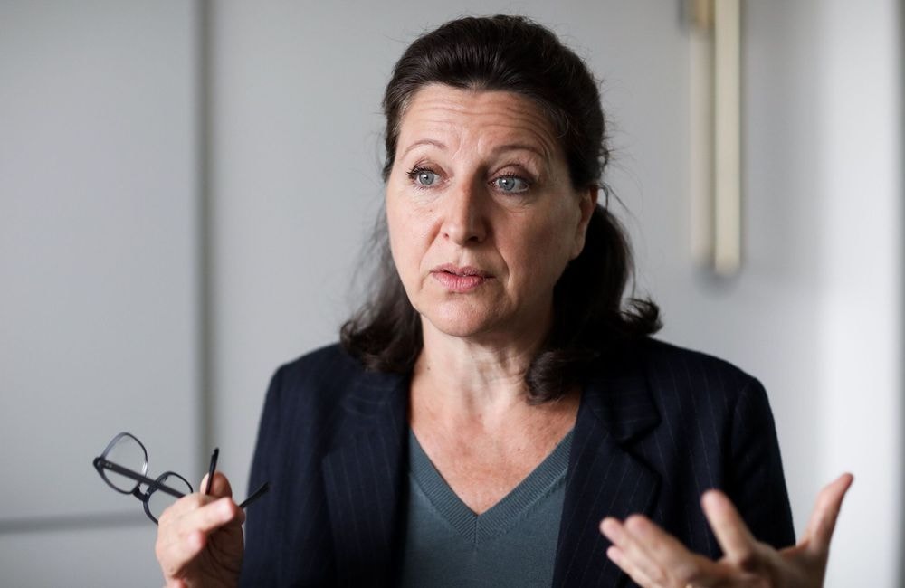 « J’essayais de m’en sortir en riant bêtement » : Agnès Buzyn témoigne des violences sexistes à l’hôpital