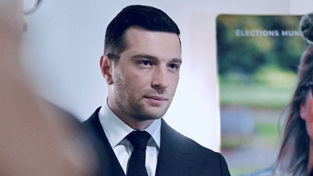 Jordan Bardella : Maria Carolina en compétition avec "des amoureuses" ? Révélations sur la "Love Story" du chef du RN