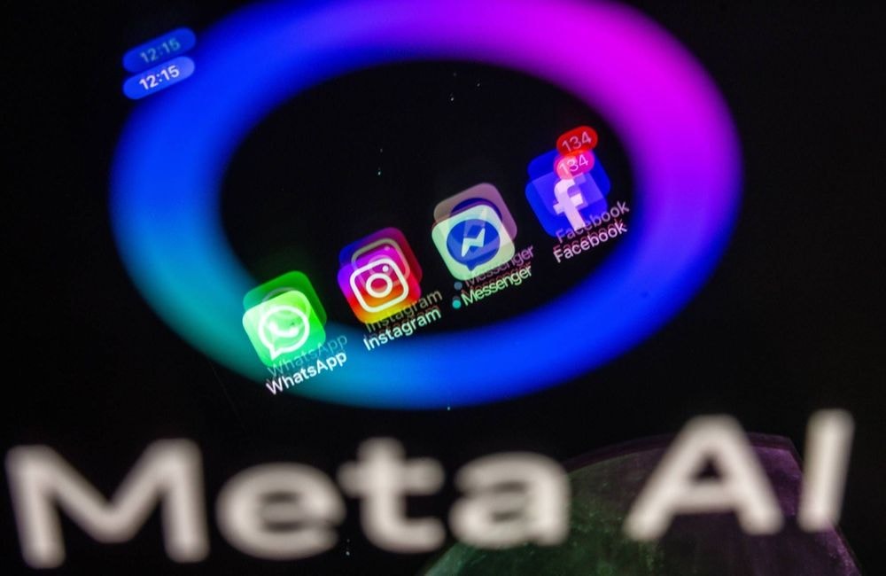 Racisme, conversations « sensuelles » avec des enfants… Inquiétantes révélations sur les chatbots de Facebook ou Instagram