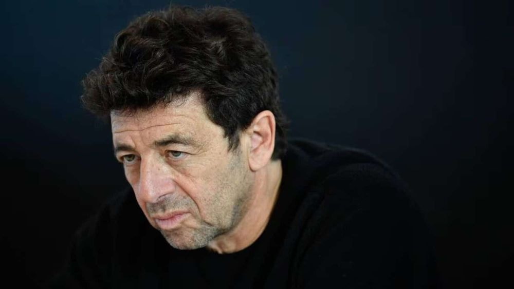 Patrick Bruel : face aux nombreuses accusations, sa maison de disque se désolidarise de lui !