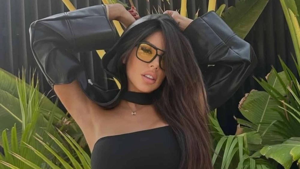 Laura Lempika : elle dévoile son reccord très spécial au lit avec son chéri !