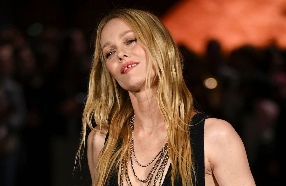 Vanessa Paradis revient sur la notoriété de ses enfants : « J’ai des nepo babies à la maison »