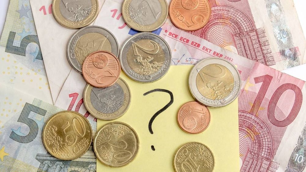 Livret A, assurance vie... L'Etat a-t-il le droit de réquisitionner votre épargne pour l'armée ?