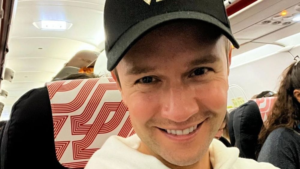Cyril Féraud devenu papa à 39 ans, il présente la femme de sa vie