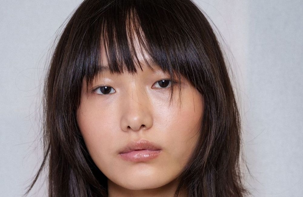 Coupe shag et frange : cette coiffure « à la française » domine les tendances capillaires de ce début d’année