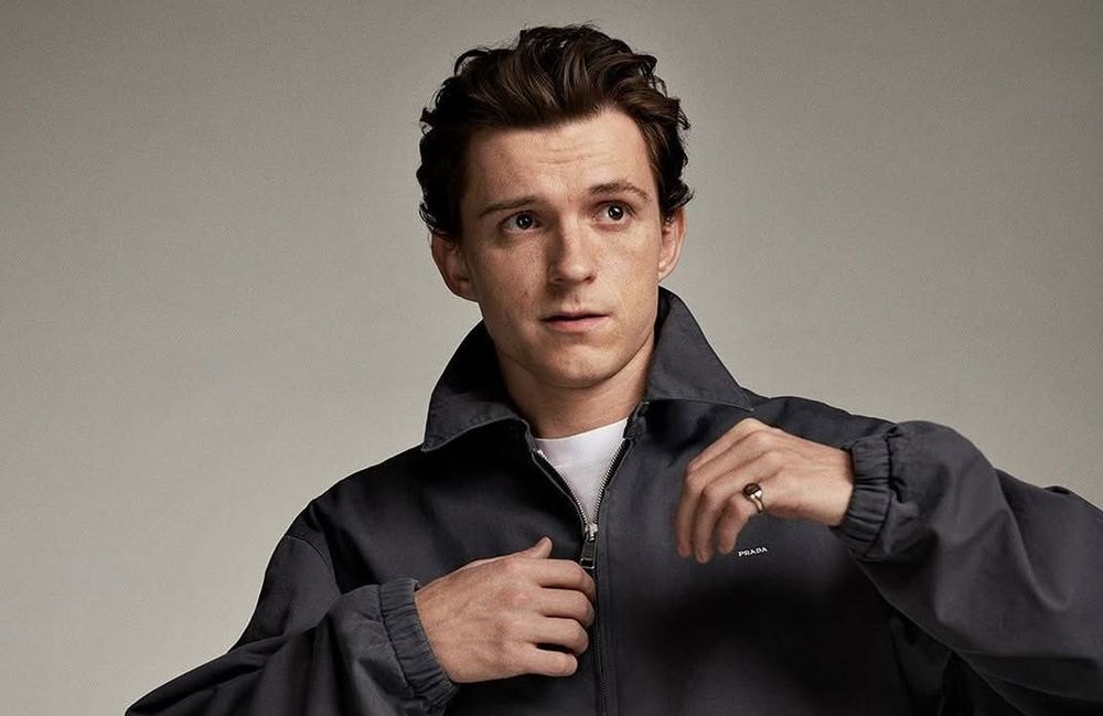 Best-of beauté : Tom Holland séduit Prada, Shalimar devient centenaire