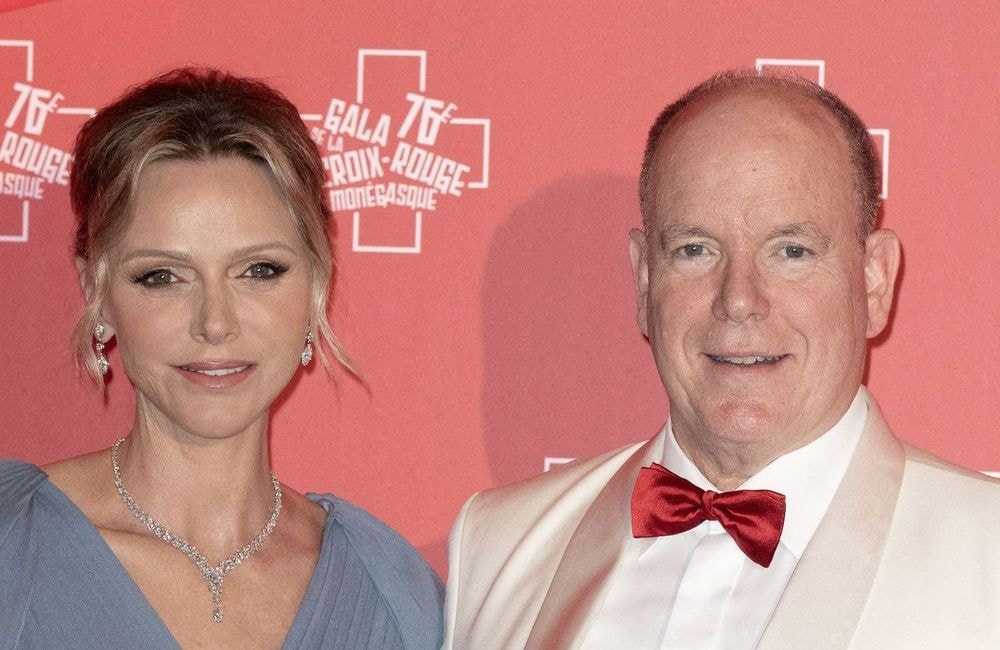 « Je serai toujours à tes côtés » : la déclaration de Charlène à Albert II au gala de la Croix-Rouge