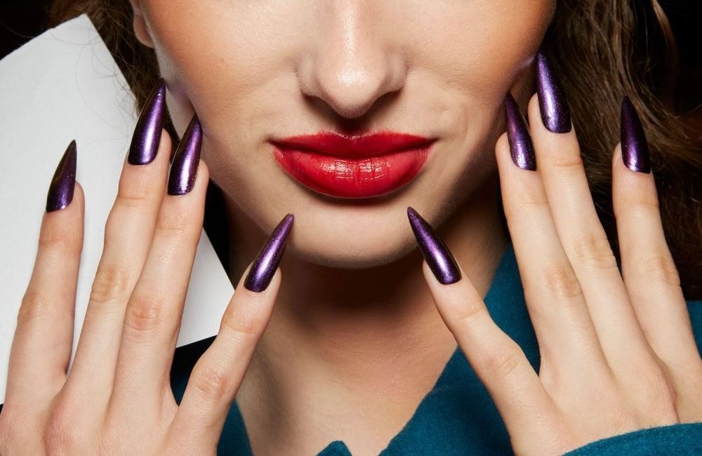 Wasabi, Kaki…. Les couleurs de vernis qui feront l’année 2026, selon Pinterest