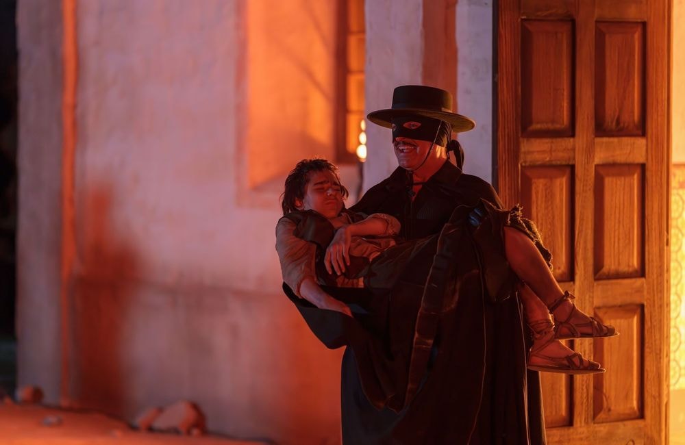 La série « Zorro » avec Jean Dujardin reviendra-t-elle pour une saison 2 ?