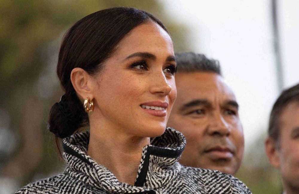 Comment Meghan Markle œuvre-t-elle pour relancer sa popularité en Angleterre ?