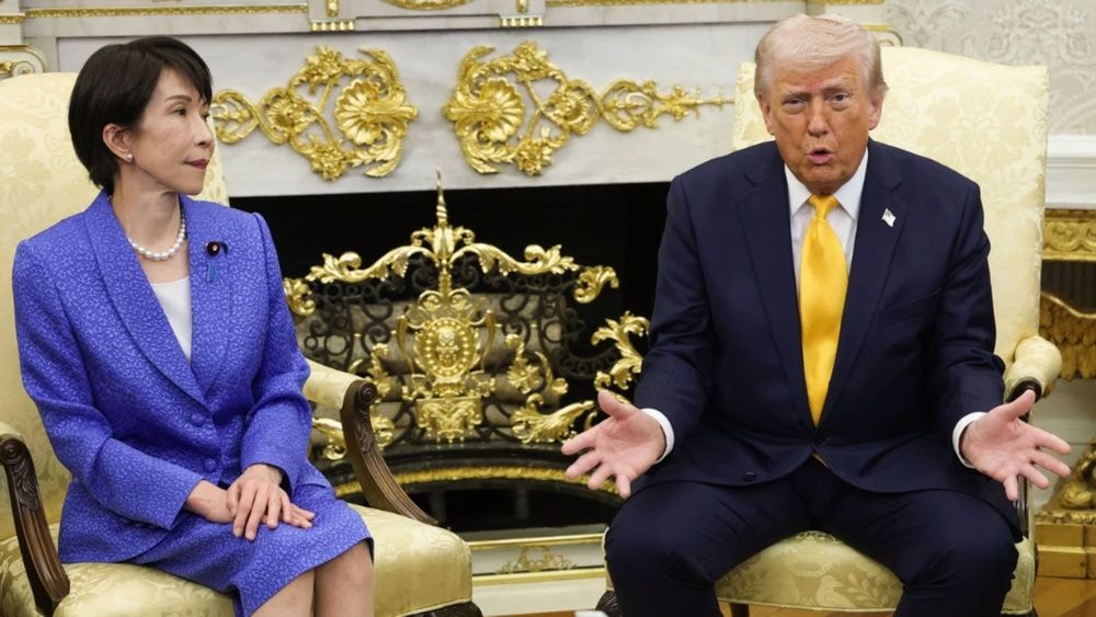 "Pourquoi ne m’a-t-on pas prévenu à propos de…" : la blague de (très) mauvais goût de Donald Trump après l’offensive en Iran choque les internautes !