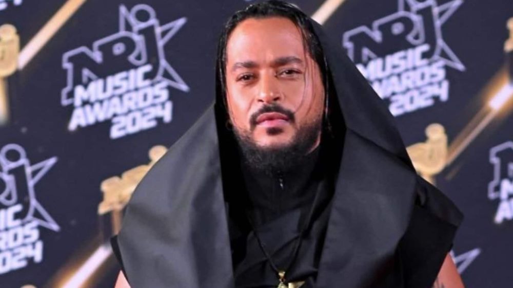 Affaire Slimane : accusé de harcèlement, il s’exprime pour la première fois après sa victoire aux NMA