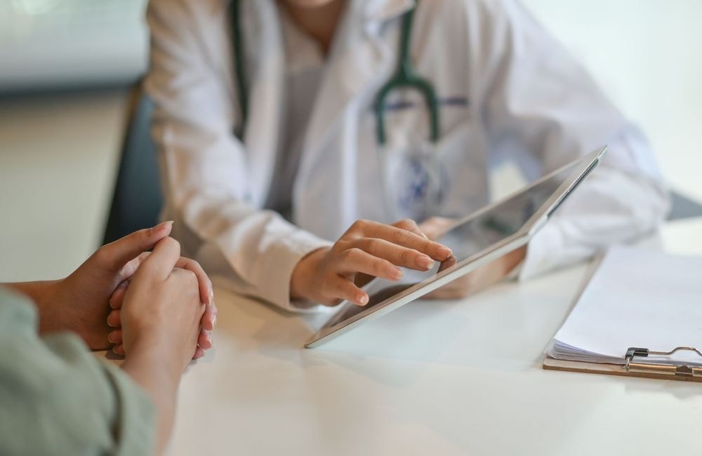 Ménopause, santé mentale, congé menstruel… les attentes des femmes en matière de santé
