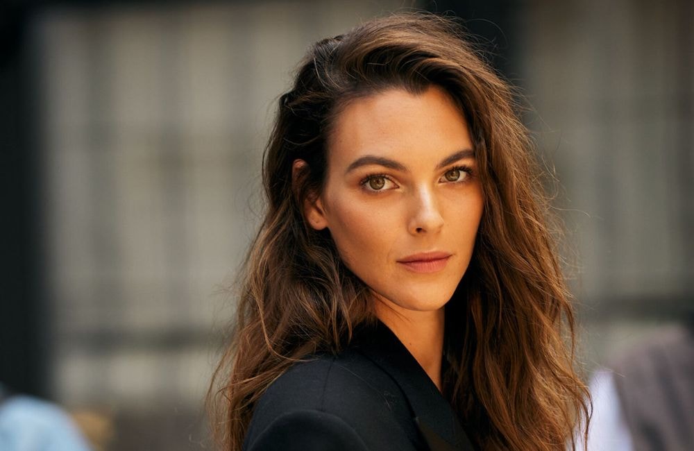 « Raspberry Makeup » : la tendance fruitée qui va sublimer l’automne 2025
