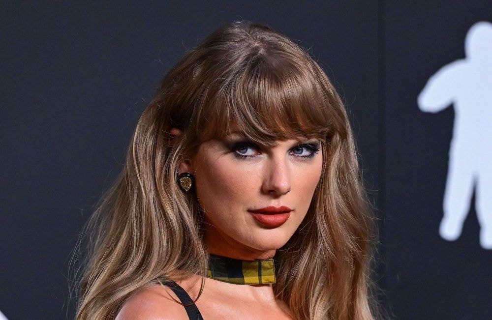 Taylor Swift : sa déclaration d’amour à Travis Kelce sur la scène des MTV VMAs